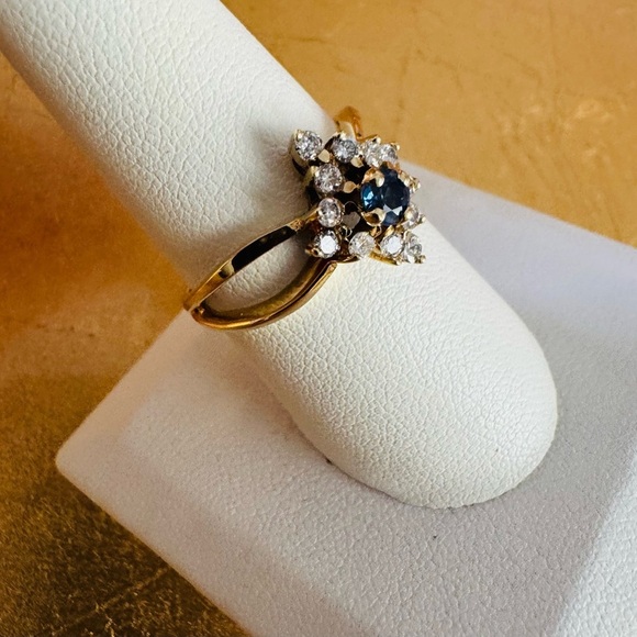 14K Yellow Gold Diamond and Sapphire Floral Halo Ring split band size 9 cocktail - Picture 4 of 8